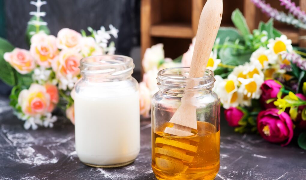 mleko z miodem