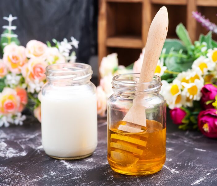 mleko z miodem