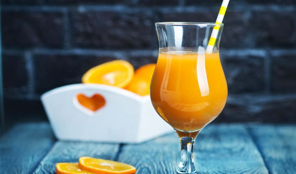 sok pomarańczowy na noc