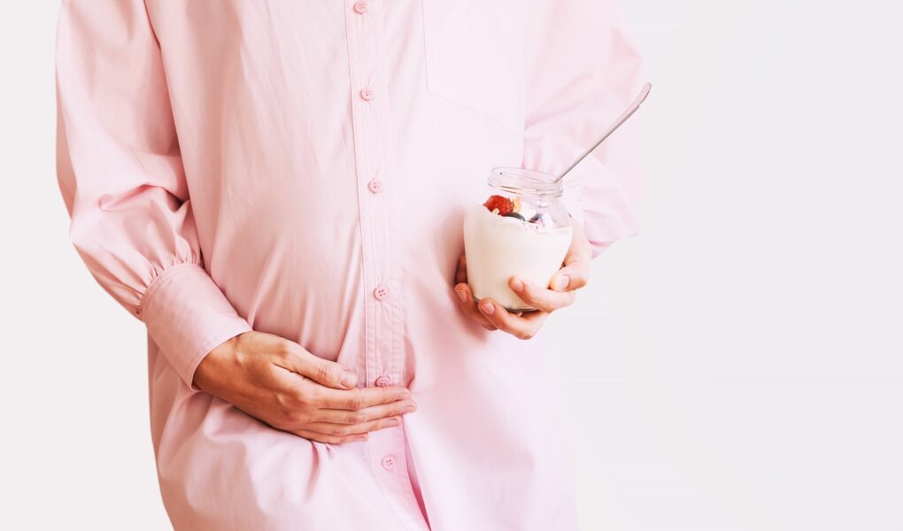 jogurt na śniadanie w ciąży