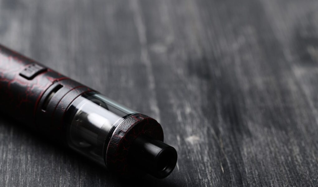 Długoterminowe skutki używania e-papierosów